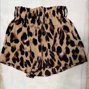 Leopard Print Paperbag Waist Women's Shorts - Tan/Black